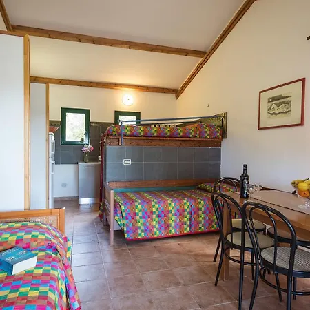 Resort Il Borgo Centro Vacanze 3*