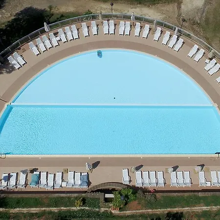 Il Borgo Centro Vacanze 3*