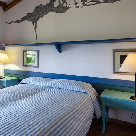 度假村 Il Borgo Centro Vacanze 3*
