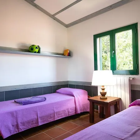 Il Borgo Centro Vacanze 3* グアルディスタッロ