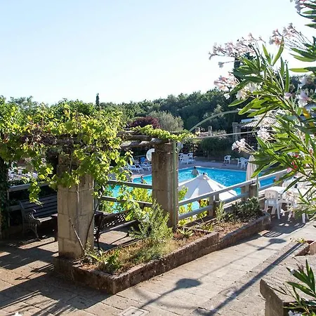 リゾート Il Borgo Centro Vacanze 3*